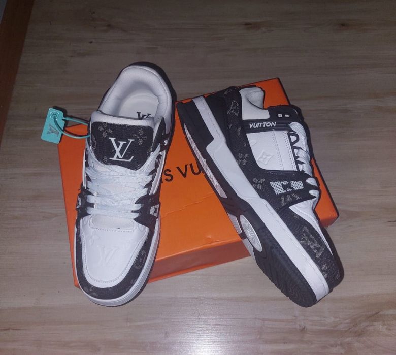 Nowe trampki lv roz38