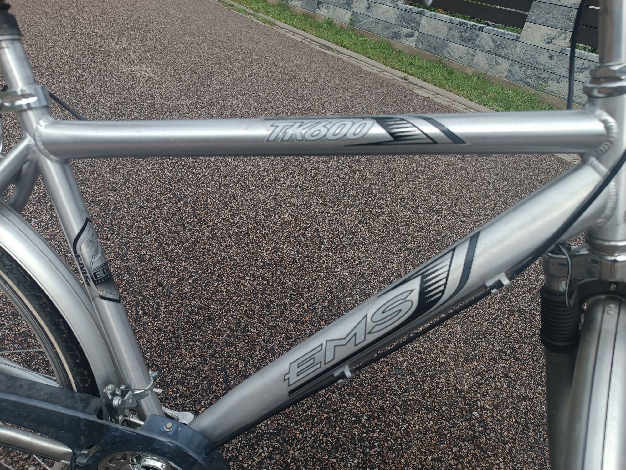 Rower-y EMS TK600 28 Cali Aluminiowe