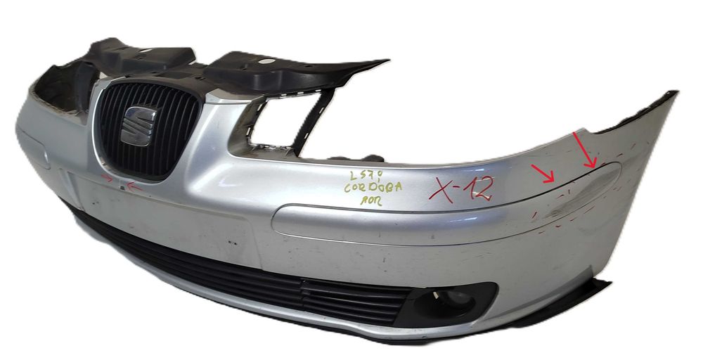 Zderzak przedni przód grill  SEAT IBIZA 6L III CORDOBA 02-08 LS7Y