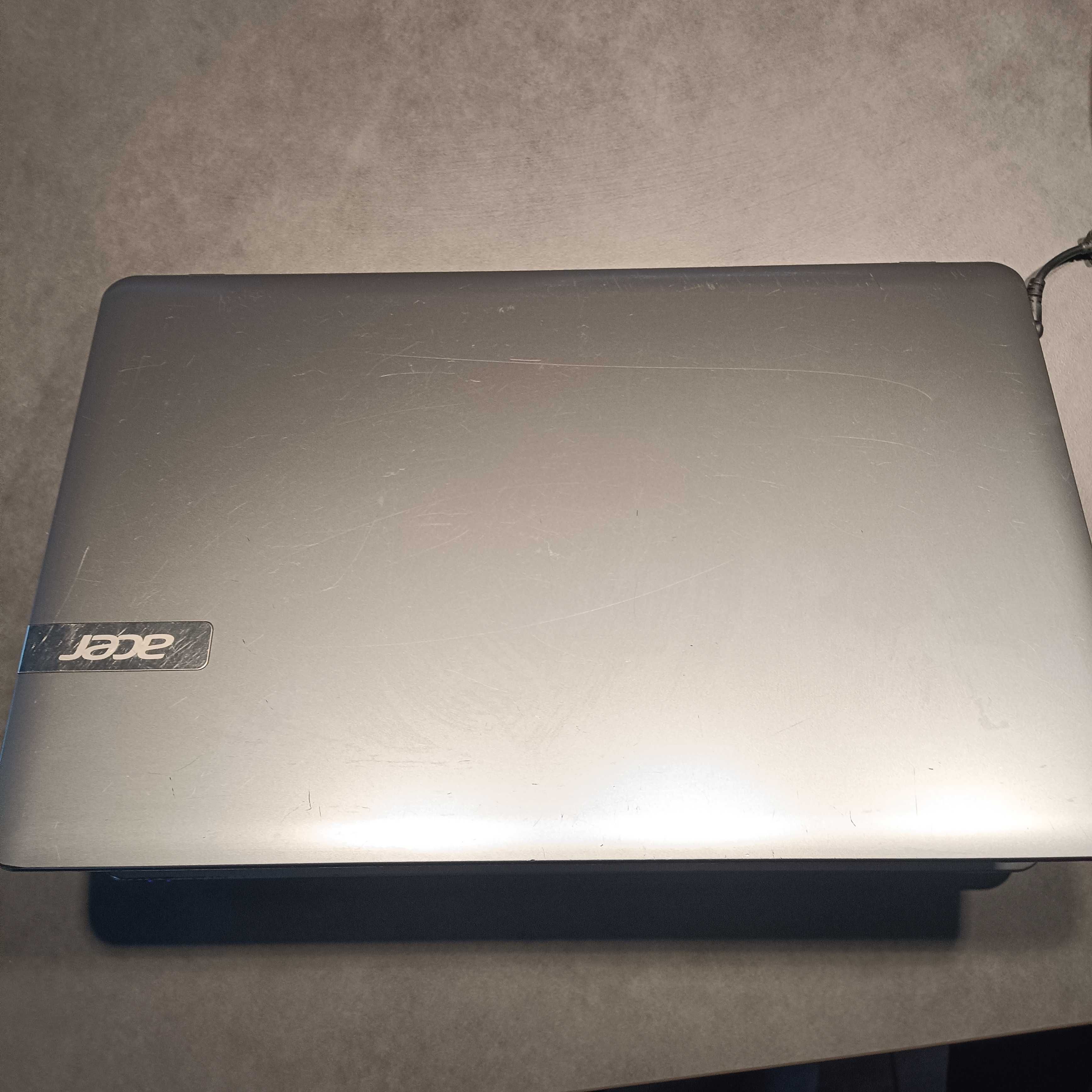 Laptop Acer 4GB RAM dysk 464GB