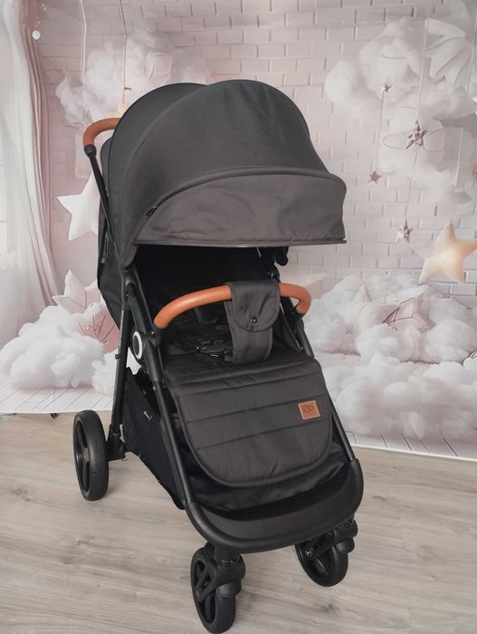 Wózek spacerowy Kinderkraft Grande Plus do 22 kg spacerówka stylowy