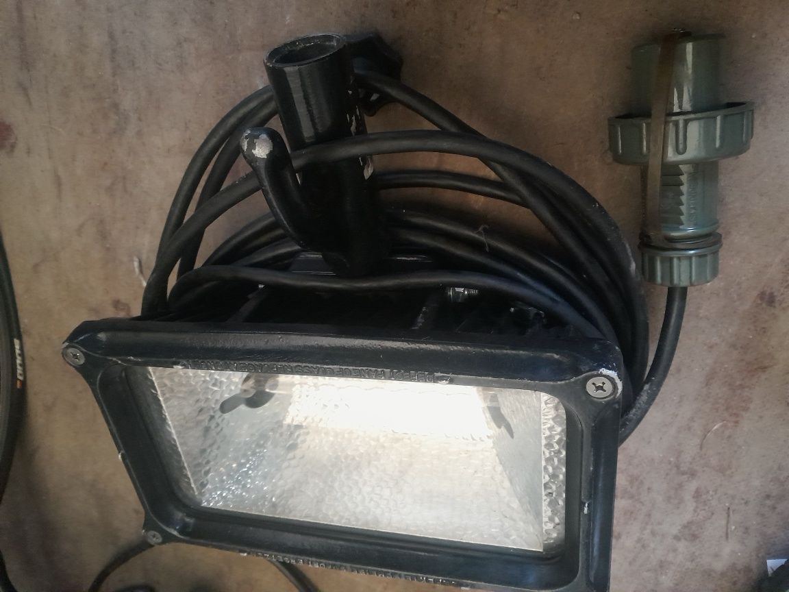 Lampa Halogen...