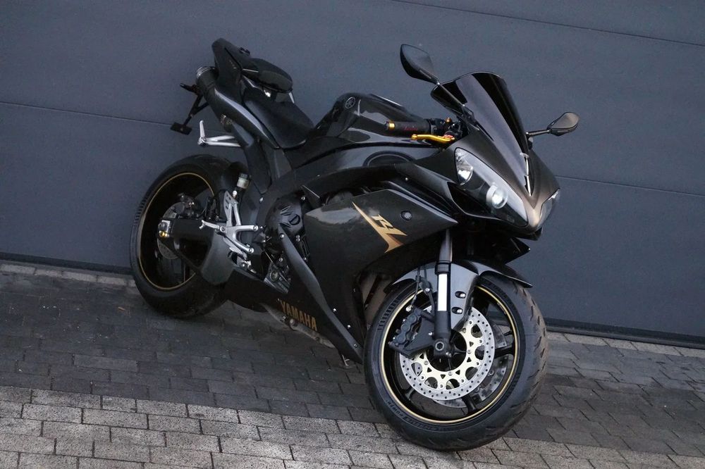 Yamaha R1 ** RN19 ** 200KM ** Oryginał ** Sport.Tlumik ** Dodatki ** Piekny Stan