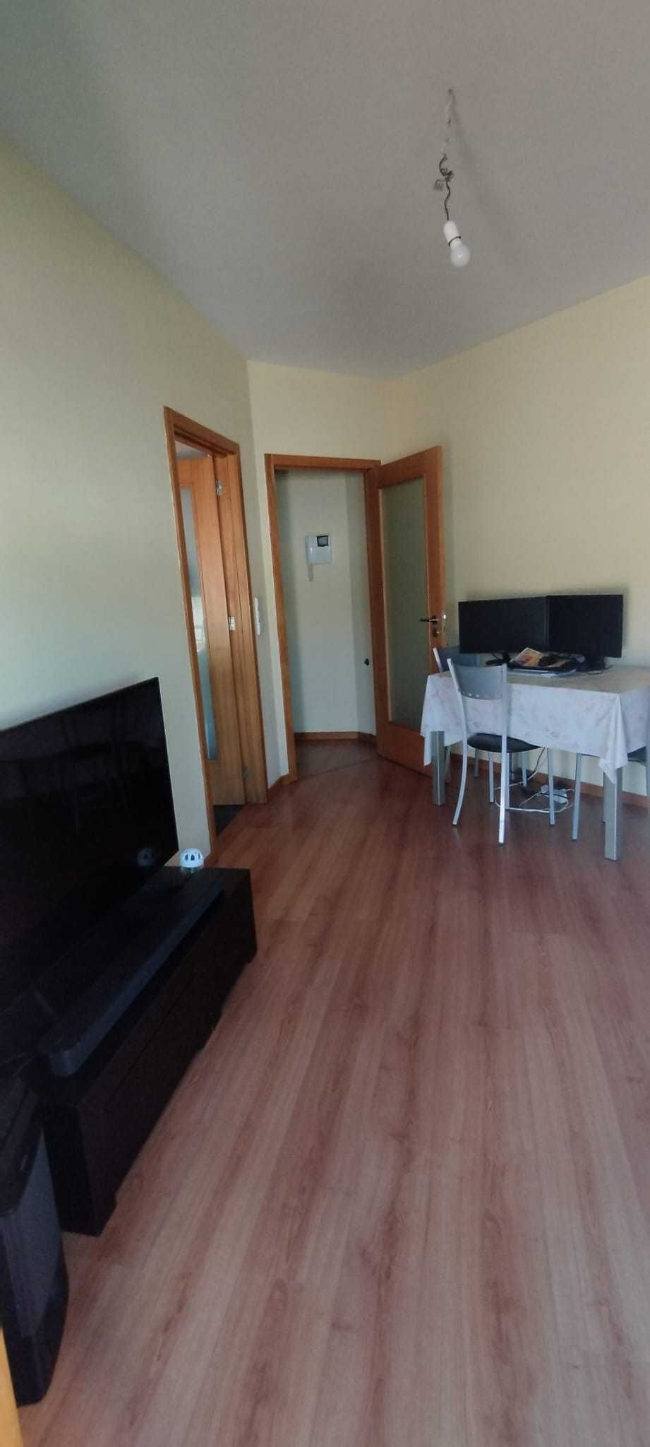 Apartamento T1 centro Felgueiras (com garagem e arrumos)