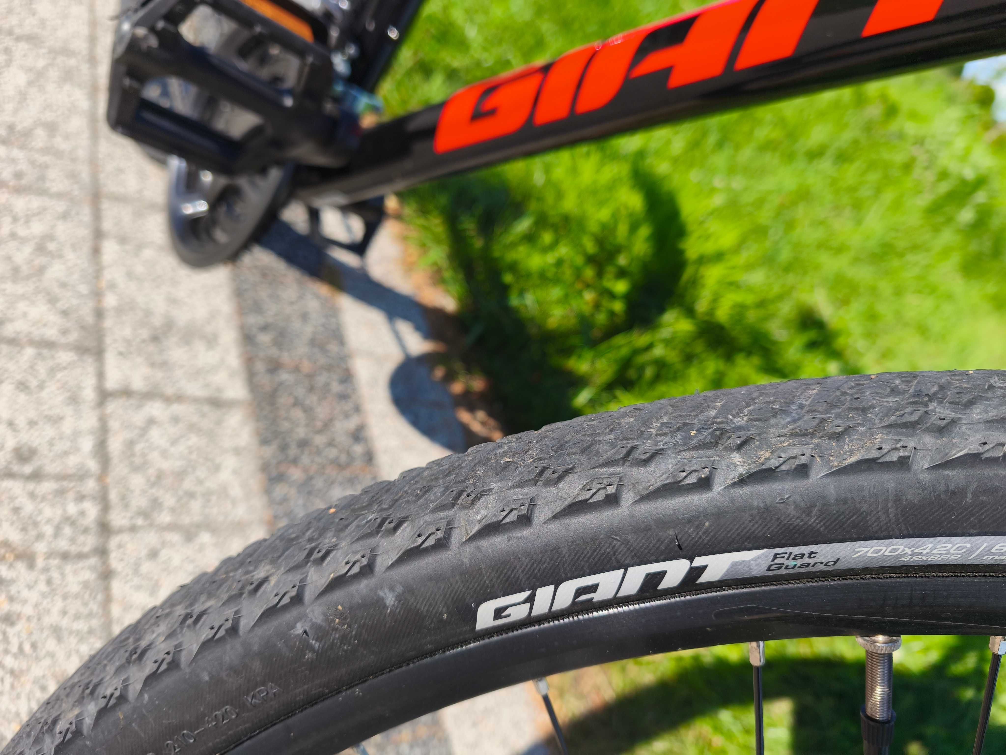 Giant roam3 rama L koła 28