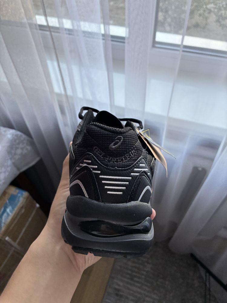 Кросівки Чоловічі Асікс прелеус Asics preleus чорні зима термо Goretex