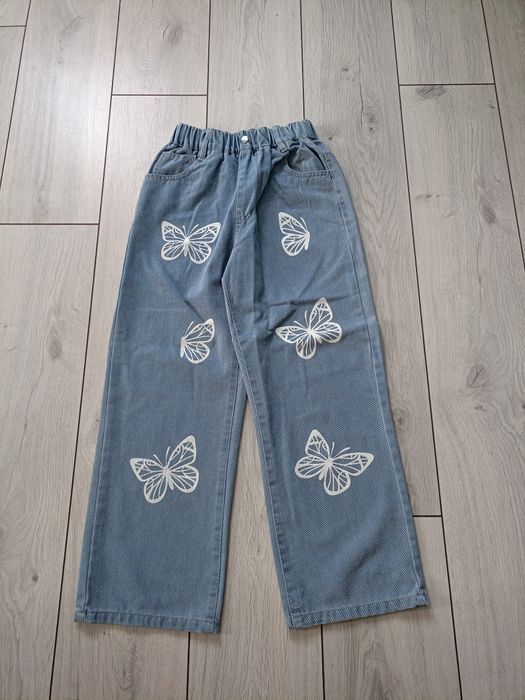 146 cm. Nowe spodnie jeansowe dla dziewczynki