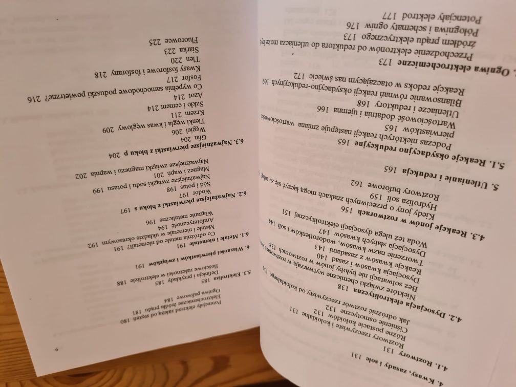Elementarna chemia nieorganiczna - Przemysław Mastalerz