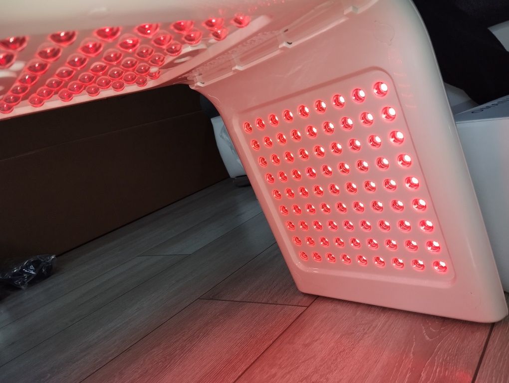 Lampa LED do twarzy do terapii światłem