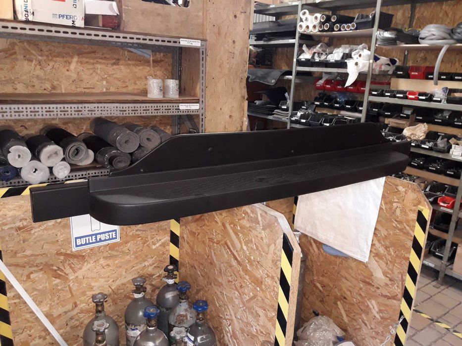 Balkon zderzak tył schodek podest stopień belka Iveco Daily 65C 50C 35