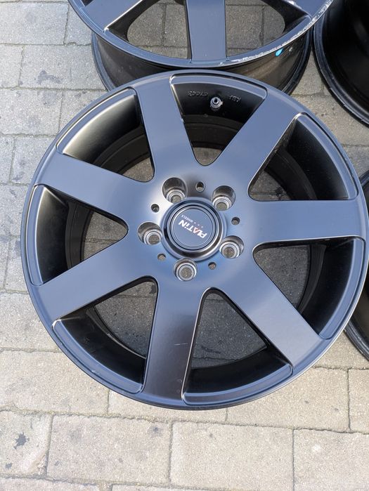 Felgi aluminiowe 5x112 ET42 16" Skoda Octavia Volkswagen Passat B7 B6