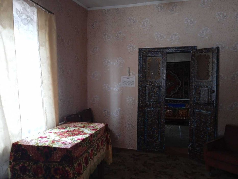 Продаж житлового будинку