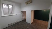 м. Крещатик. 25 кв. Под офис.