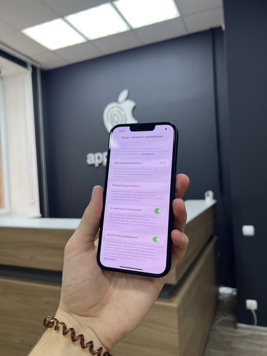 iPhone 13 128gb Midnight Unlock в Чудовому стані