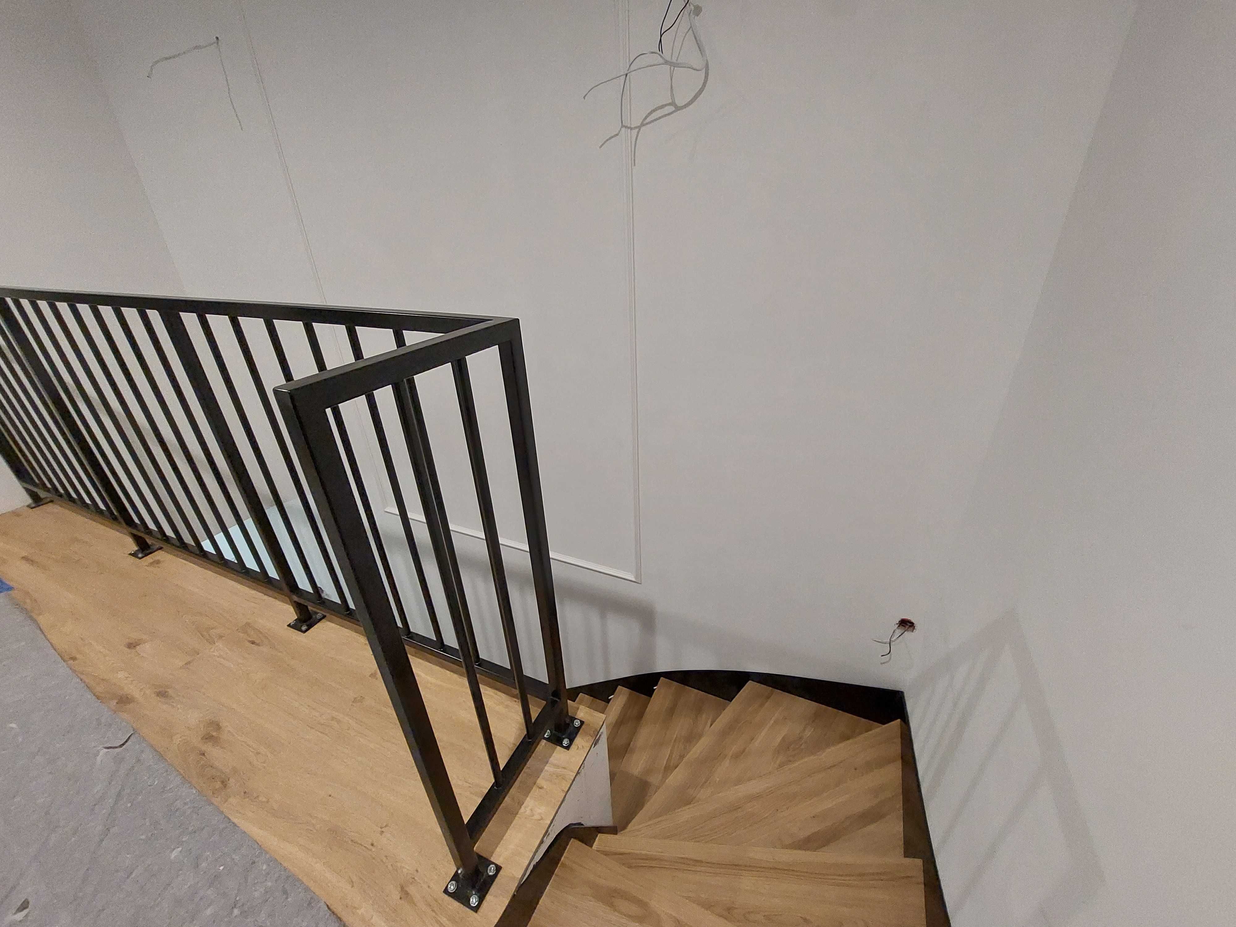Balustrady spawane wewnętrzne schodowe