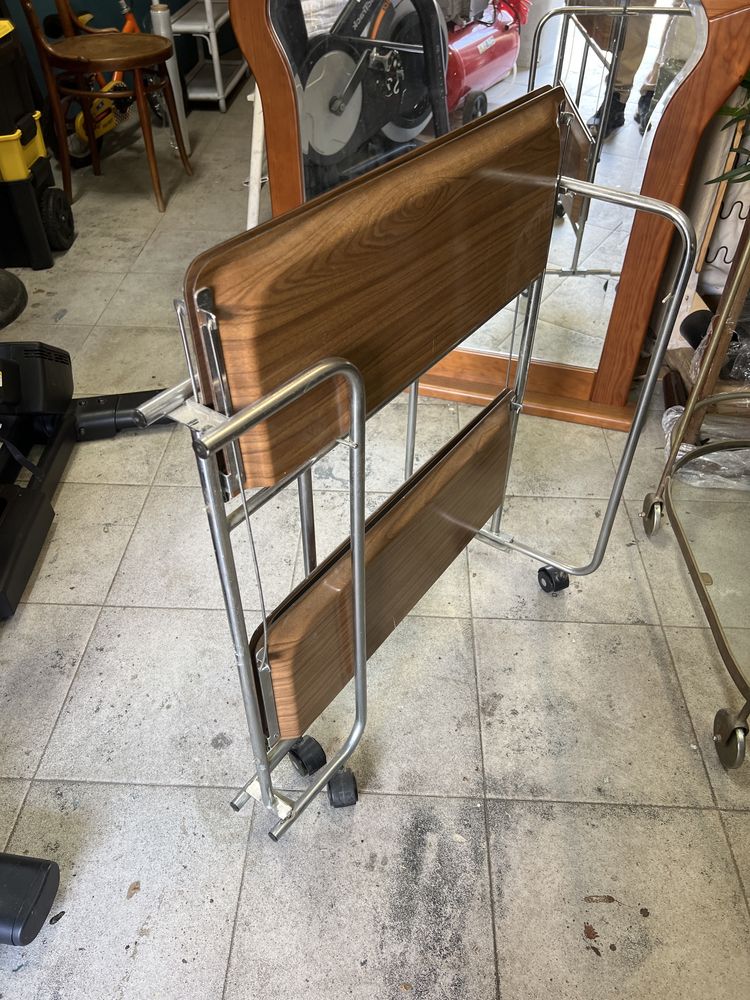Carrinho de bar em ótimo estado
