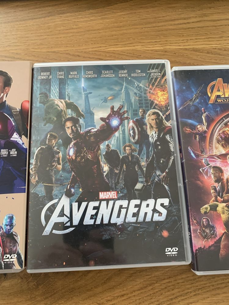 Filmy na DVD 4 częsci z seri Avengers