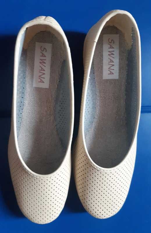 Lekkie buty damskie (cichobiegi)