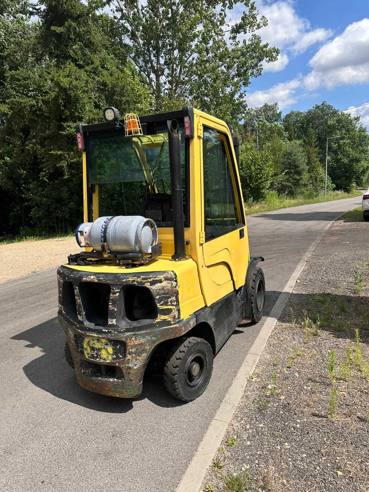 Wózek widłowy HYSTER H2.5FT LPG triplex przesuw kabina