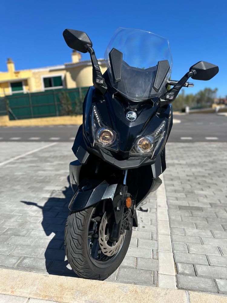 Cruisym 300 Sym .