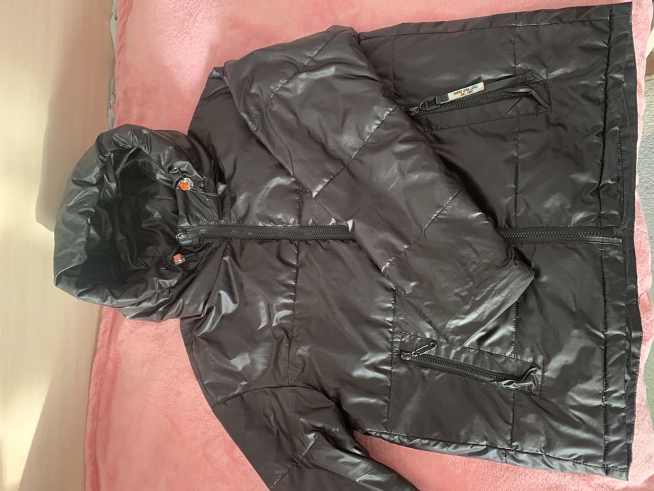 Жіноча куртка весна-осінь