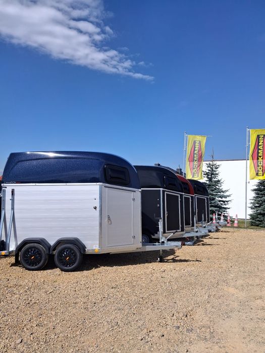 Przyczepy dla koni boeckmann