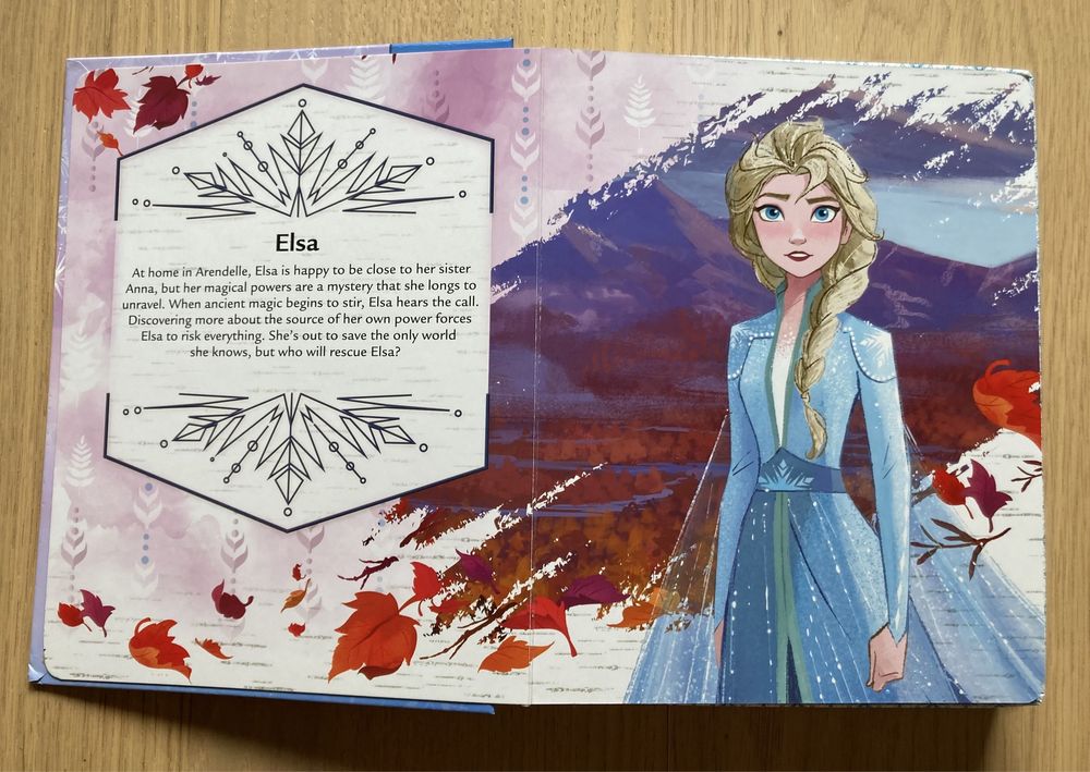 Frozen 2 Kraina Lodu II książka, plansza i 10 figurek