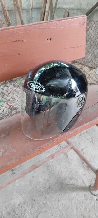 Мотошолом Yema 619