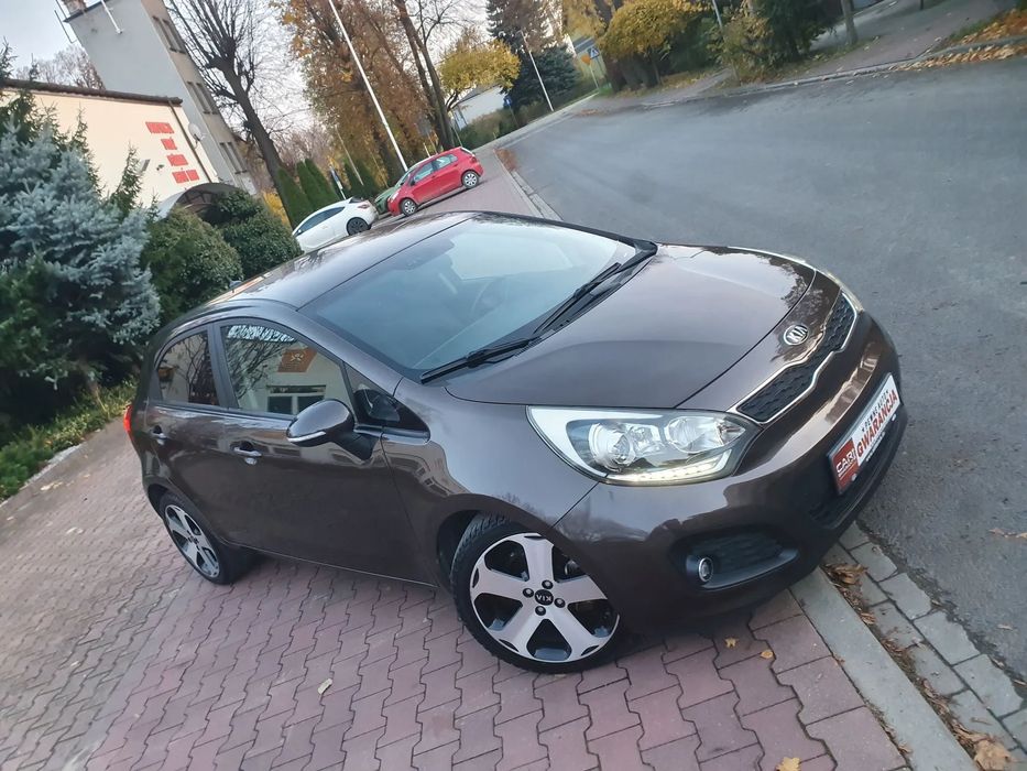 Kia Rio 1.4i 109KM 1wł ks.serwis kamera navi LED alu Śliczna!