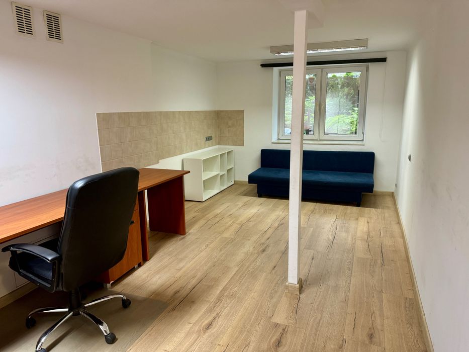 Lokal 20 m² po remoncie – idealny na biuro, pracownię lub magazyn!
