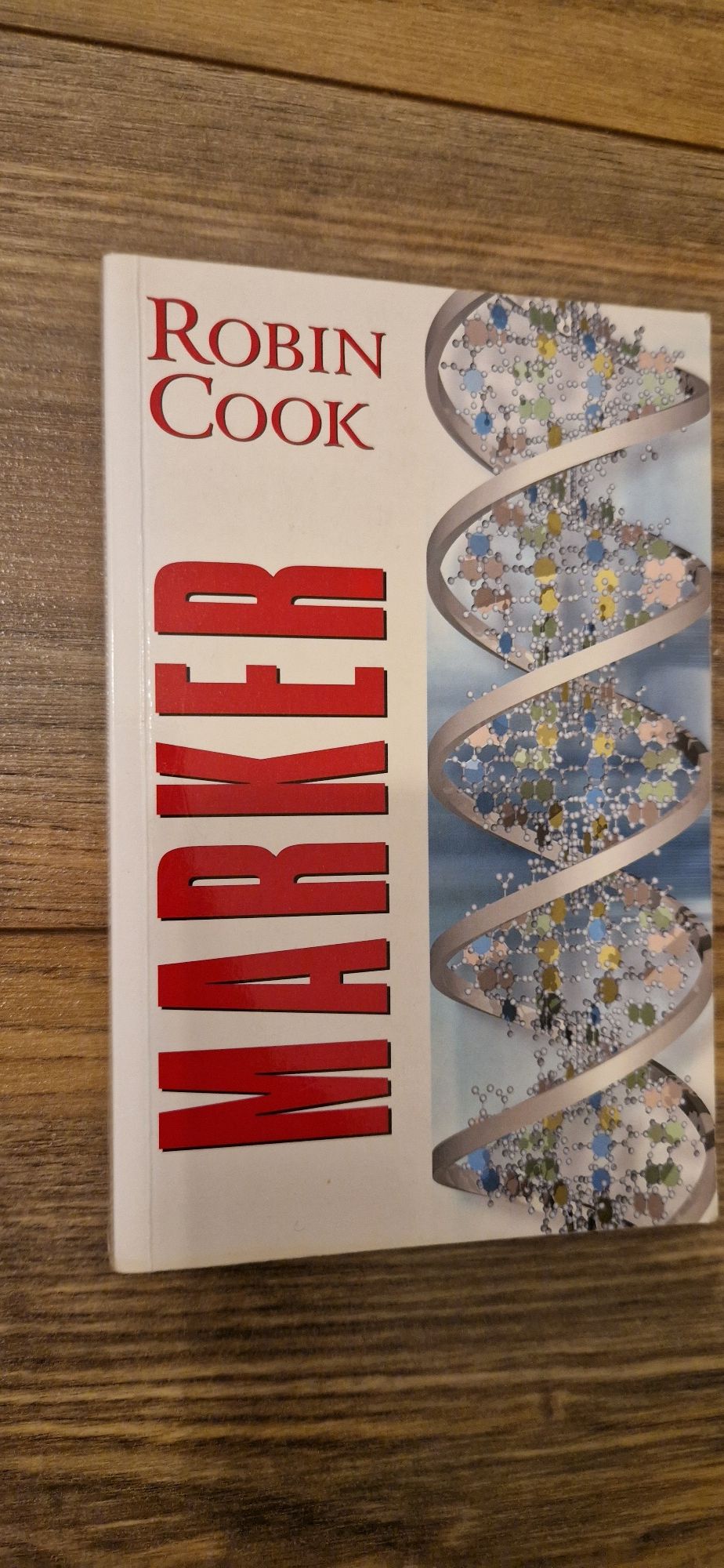 MARKER Robin Cook Książka hit