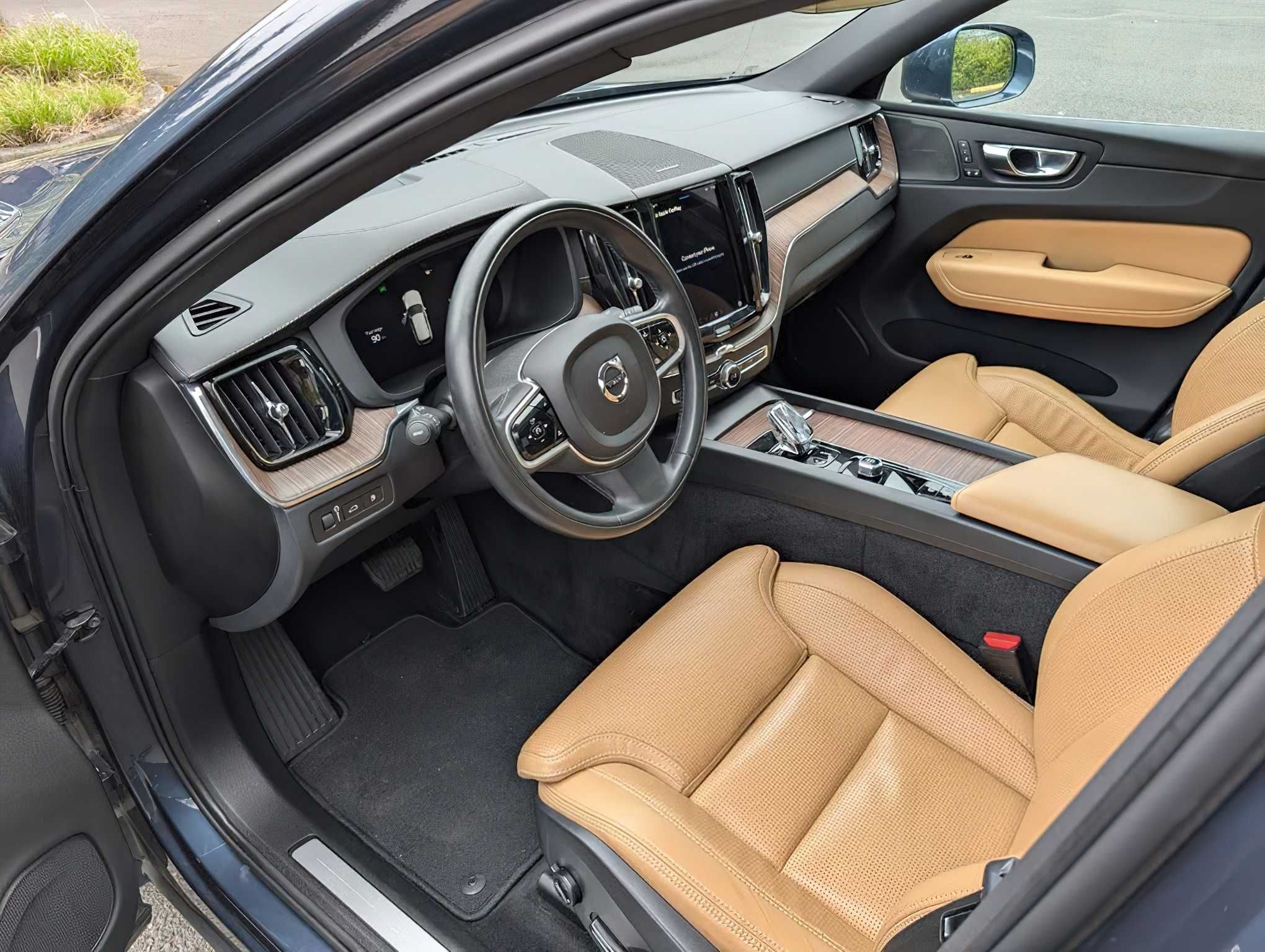 Volvo XC60 Recharge 2022