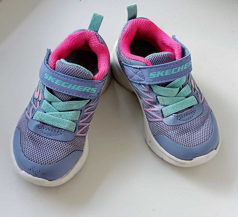Суперові дитячі кросівки, кеди, мокасини бренду SKECHERS (США) 22р