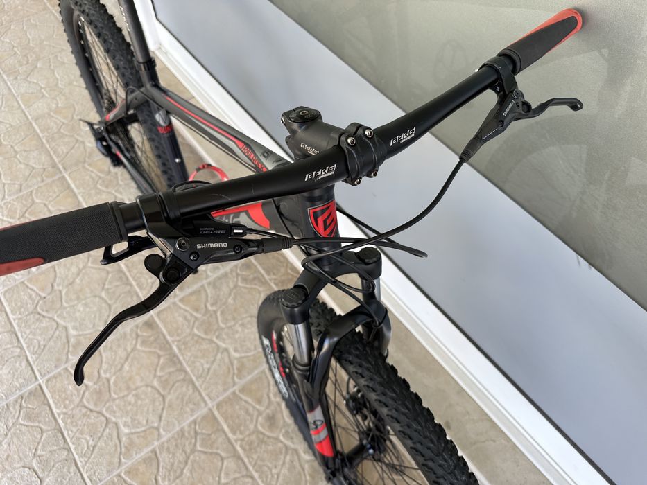 Bicicleta de BTT - Bem equipada