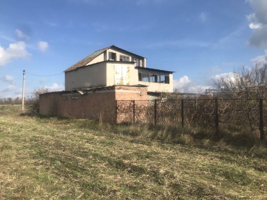 Продажа или аренда дома, дача, помещение, убежище.