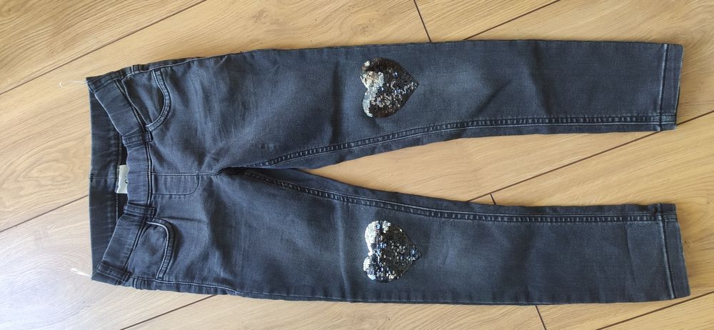 Spodnie jeginnsy r. 134 c&a