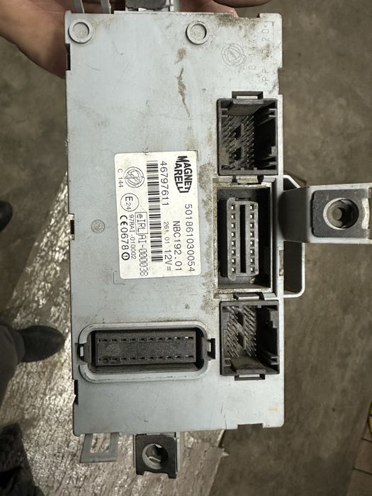 Модуль коробка блок управления bsi fiat stilo 46797611/501861030054