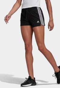 Спортивные шорты Adidas Оригинал р.S свежая коллекция! в идеале.