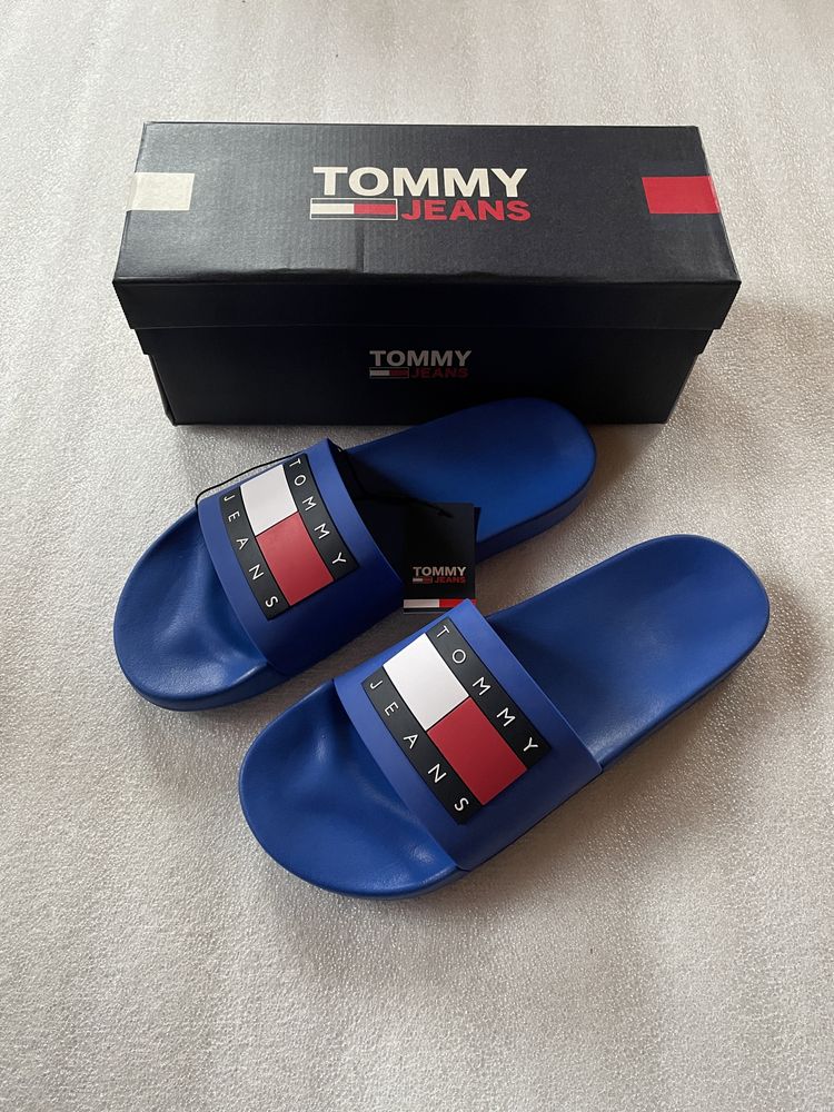 Новые шлепанцы tommy hilfiger ( th pool slides ) с америки 11,5us