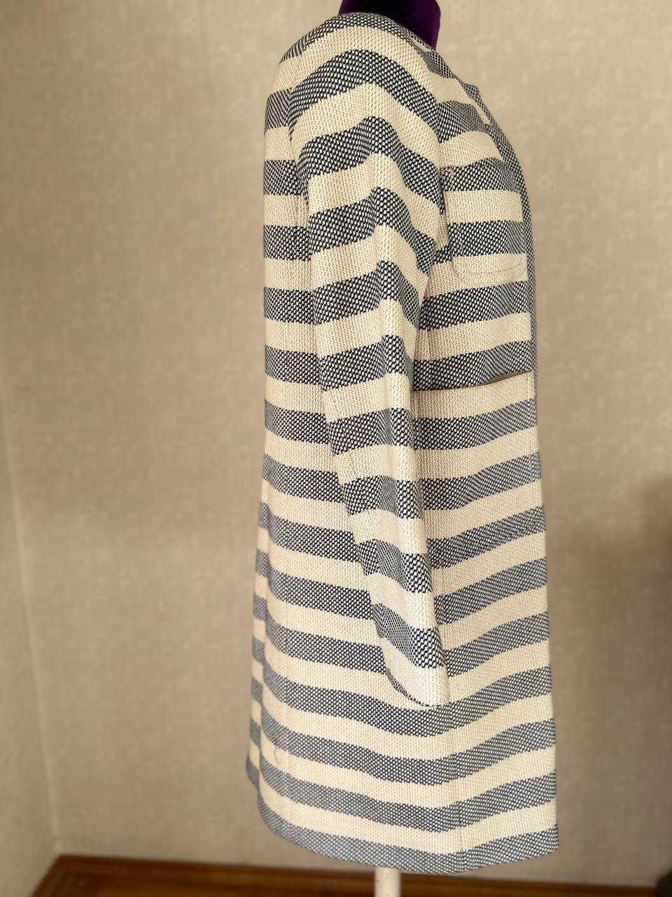 Літнє пальто Max Mara оригінал 46р