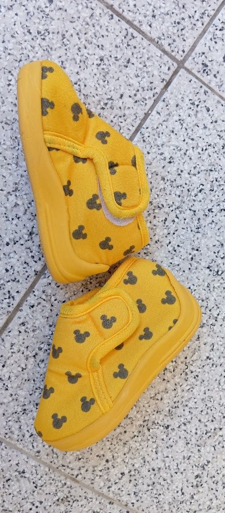 Pantufas de menina 21