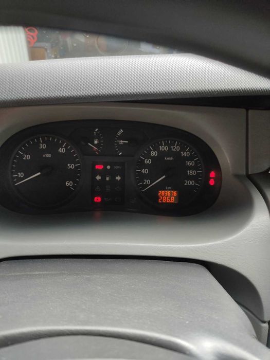 Рено трафік грузопасажир