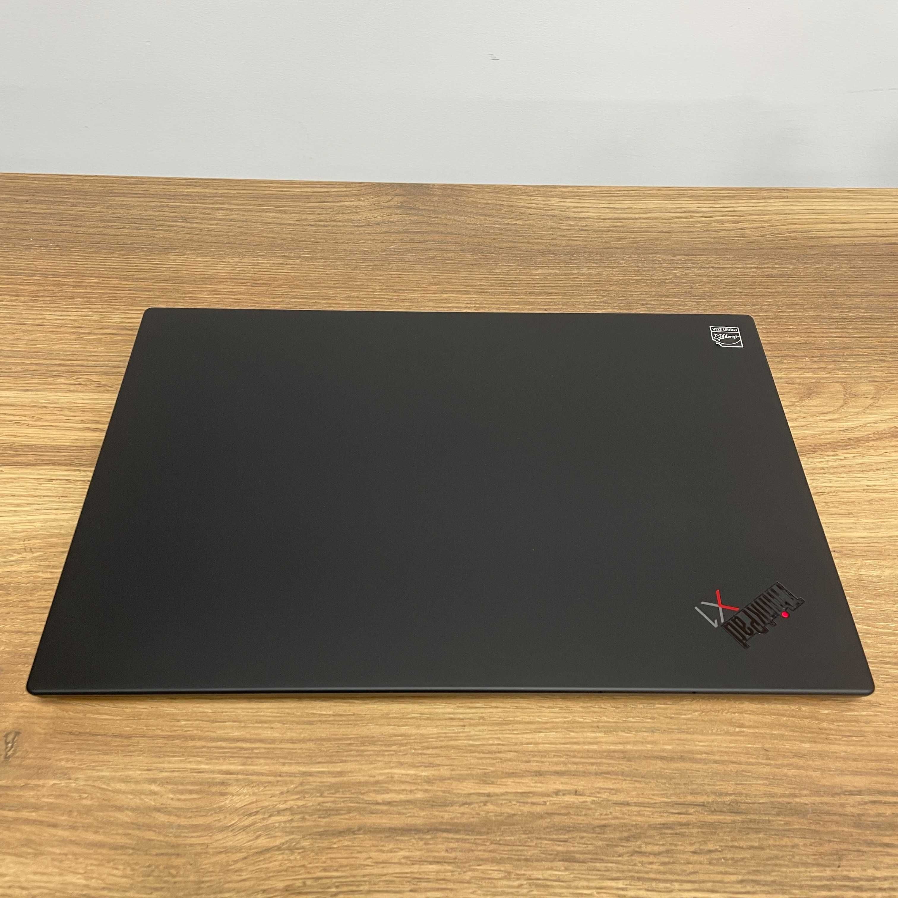 Lenovo ThinkPad X1 Carbon Gen8 i7-10610U 16GB RAM 256GB SSD Gwar