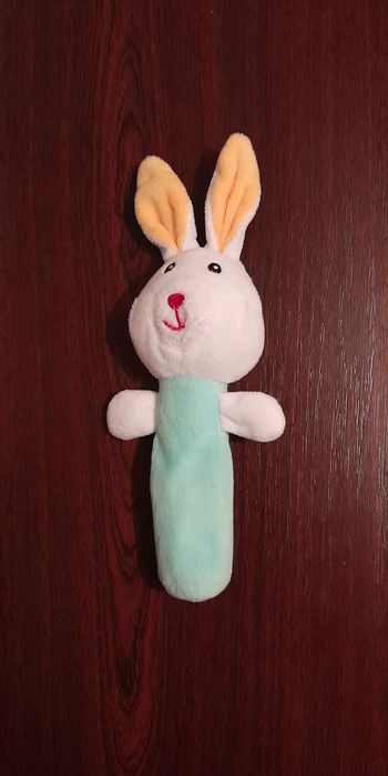 М'яка іграшка-брязкальце Зайчик