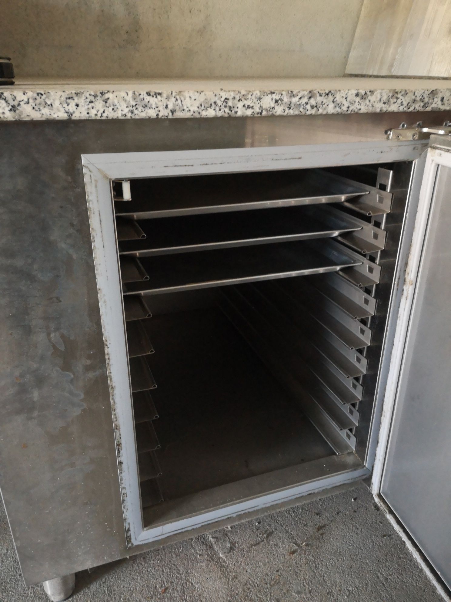 Bancada refrigerada NOVA c/motor/compressor exterior