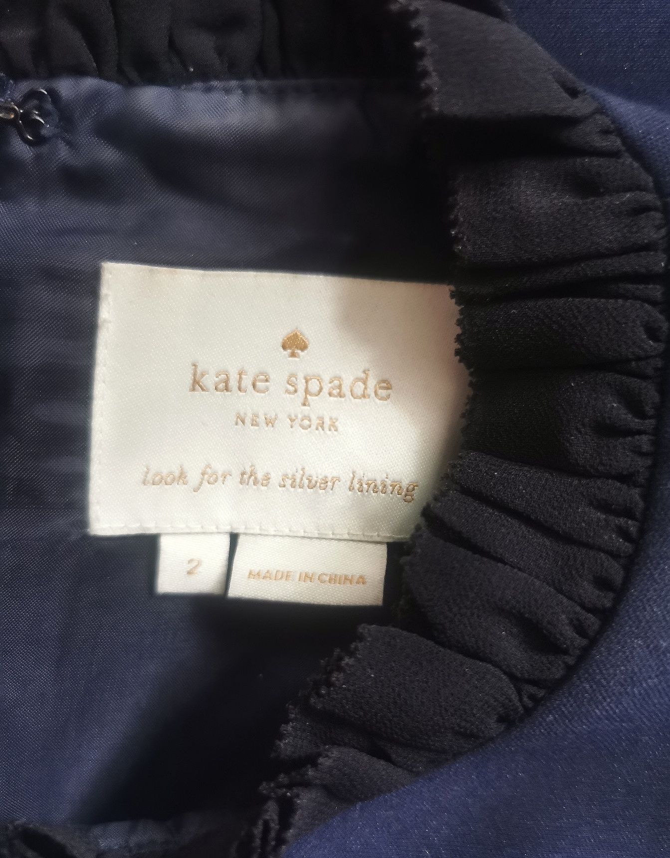 Jedwabna sukienka z kokardą Kate Spade