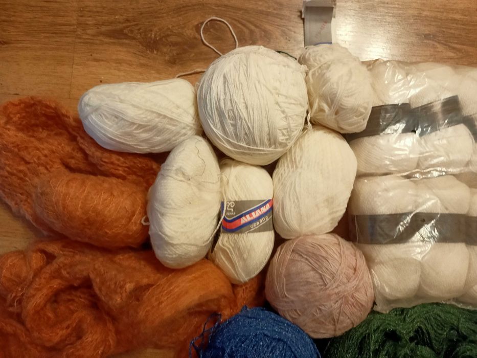 Włóczka 70 motków- 7 kg