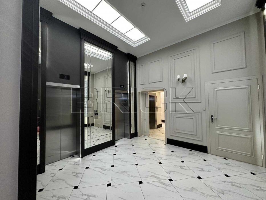 ЖК Володимирський, м.Палац Україна, м.Олімпійська, Антоновича, 109