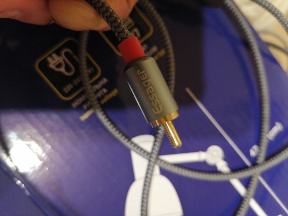 Аудио кабель RCAEssager HiFi Flow Aux 3,5mm-2RCA 3 метра