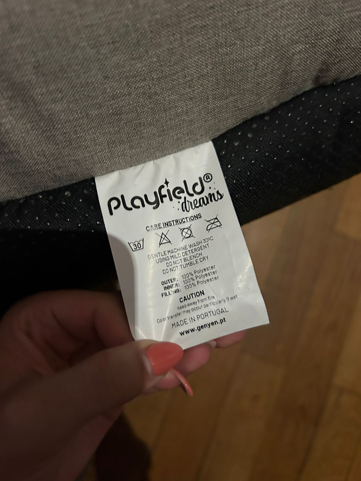 Cama cão Playfield como nova